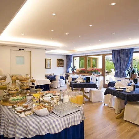 La Aparthotel