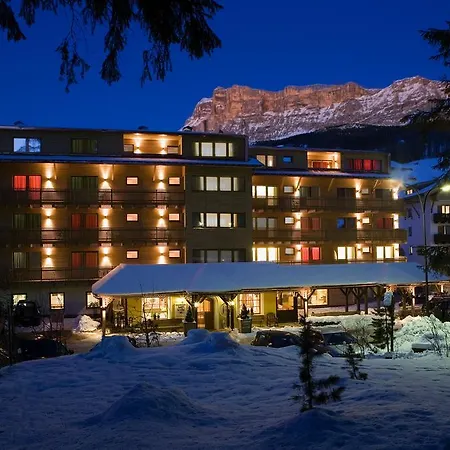 Aparthotel La 3*