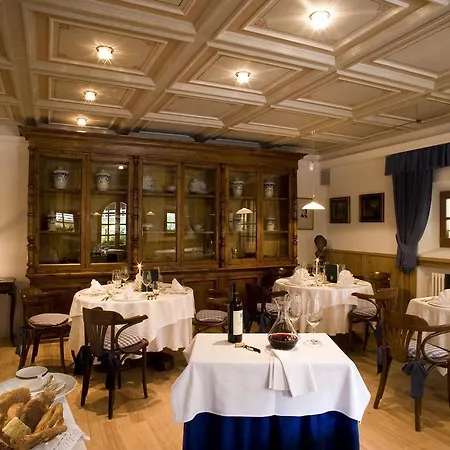 La Aparthotel La Villa (Trentino Alto Adige)
